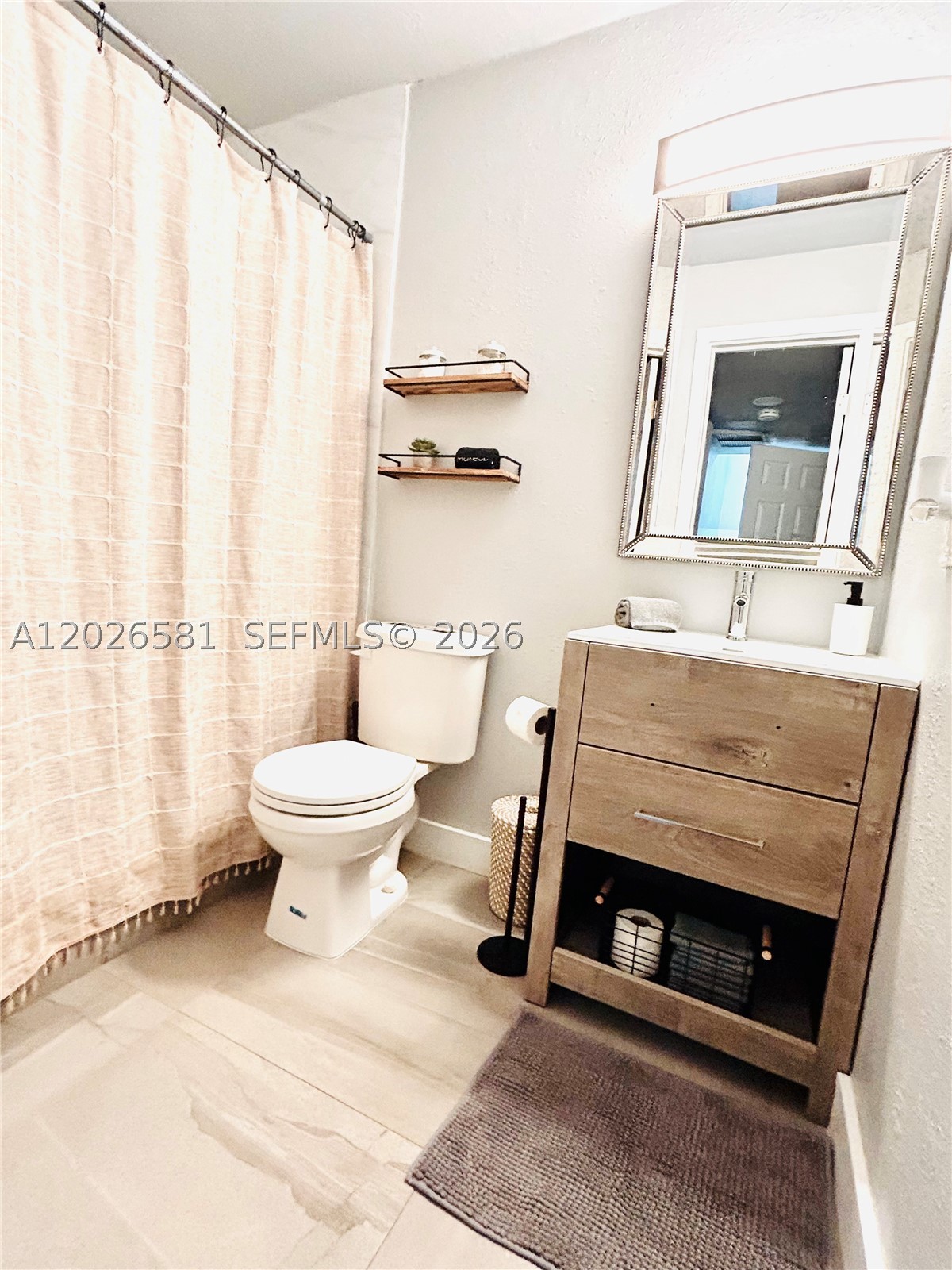 1011 NW 7th Ave #1011, Miami FL 33136