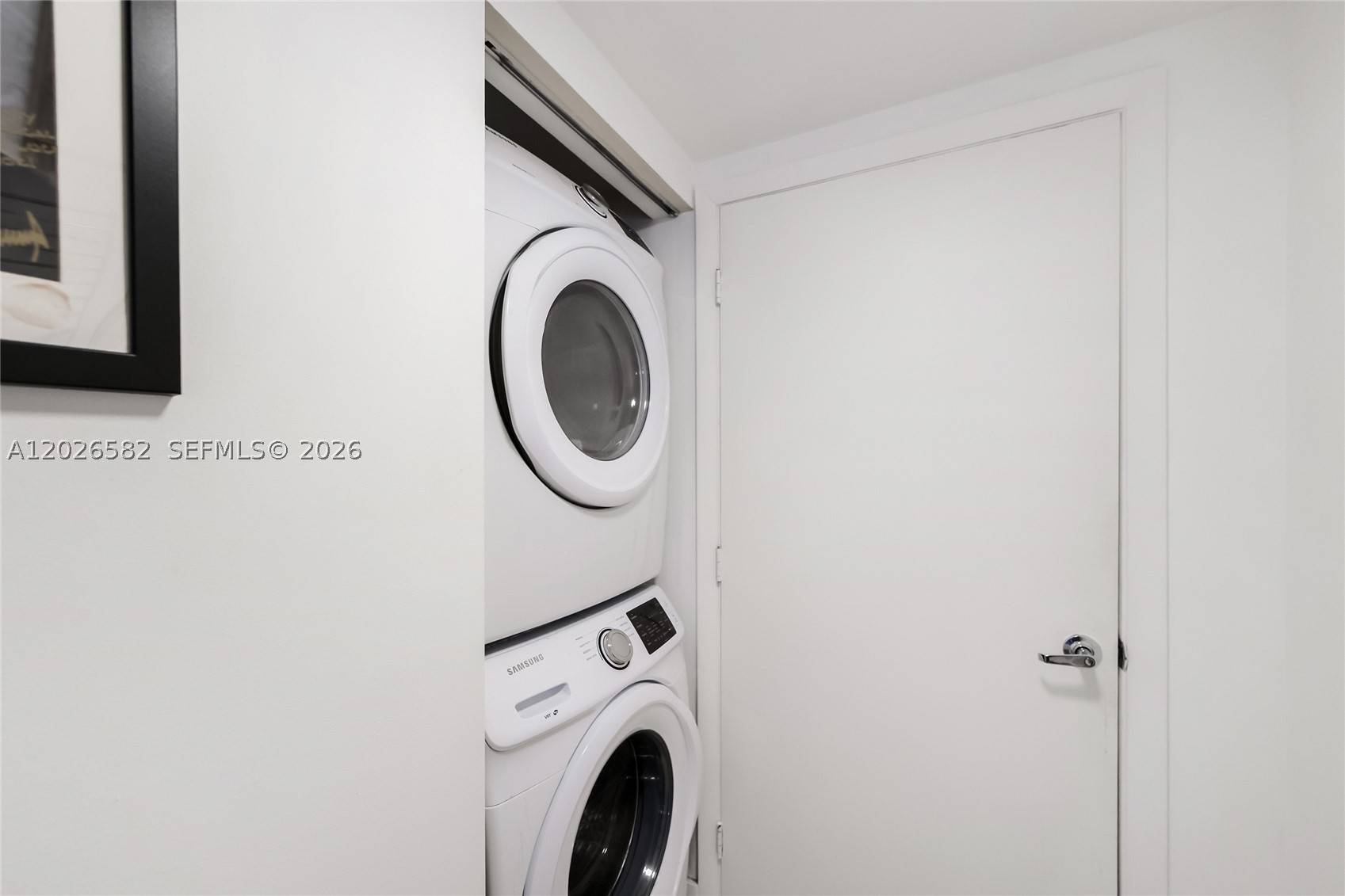 41 SE 5th St #1303, Miami FL 33131