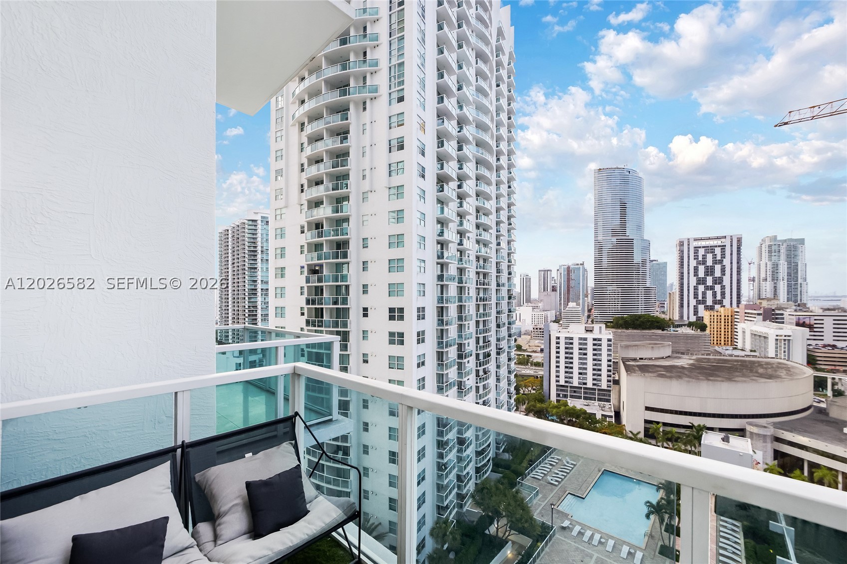 41 SE 5th St #1303, Miami FL 33131
