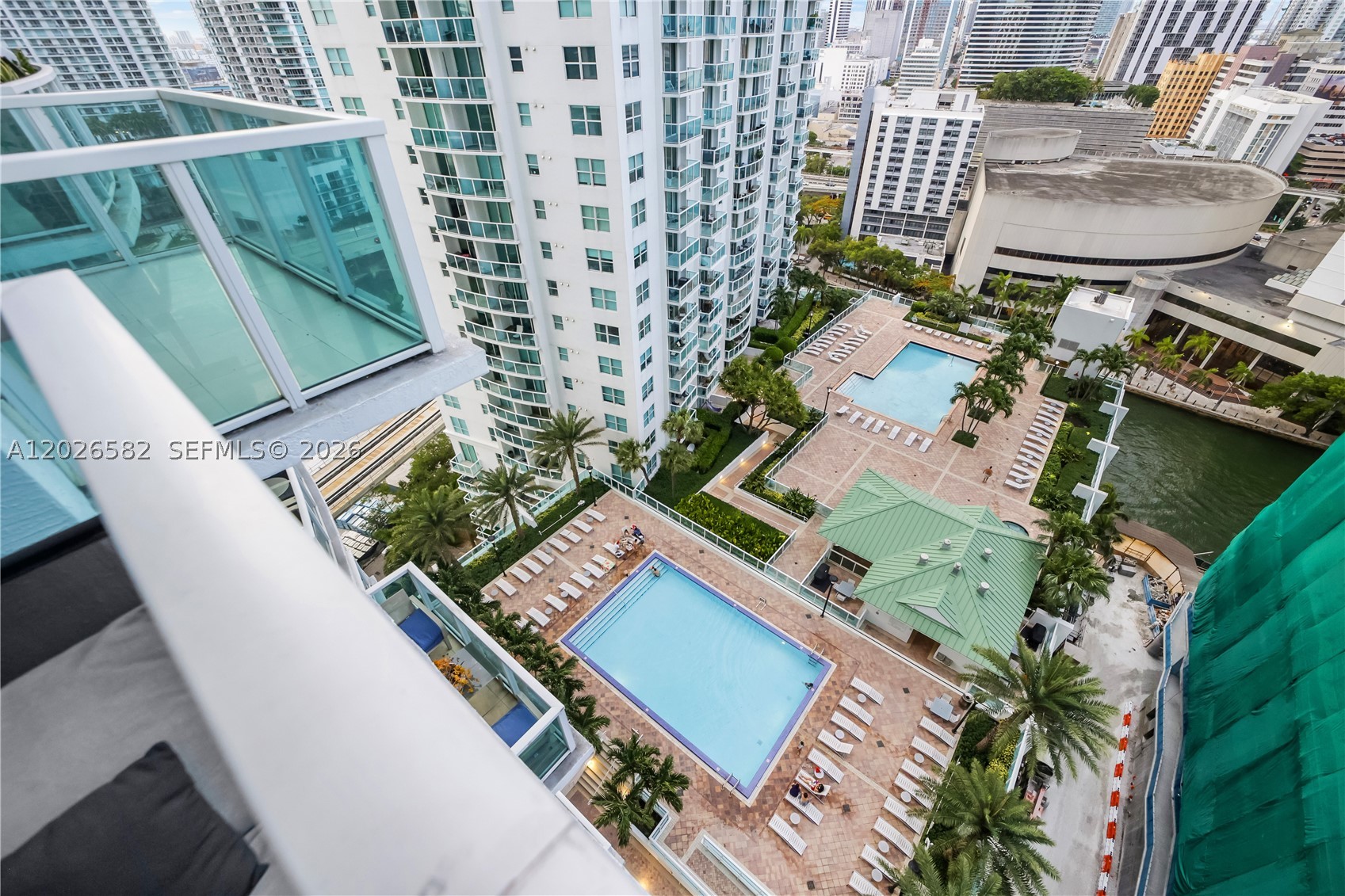 41 SE 5th St #1303, Miami FL 33131
