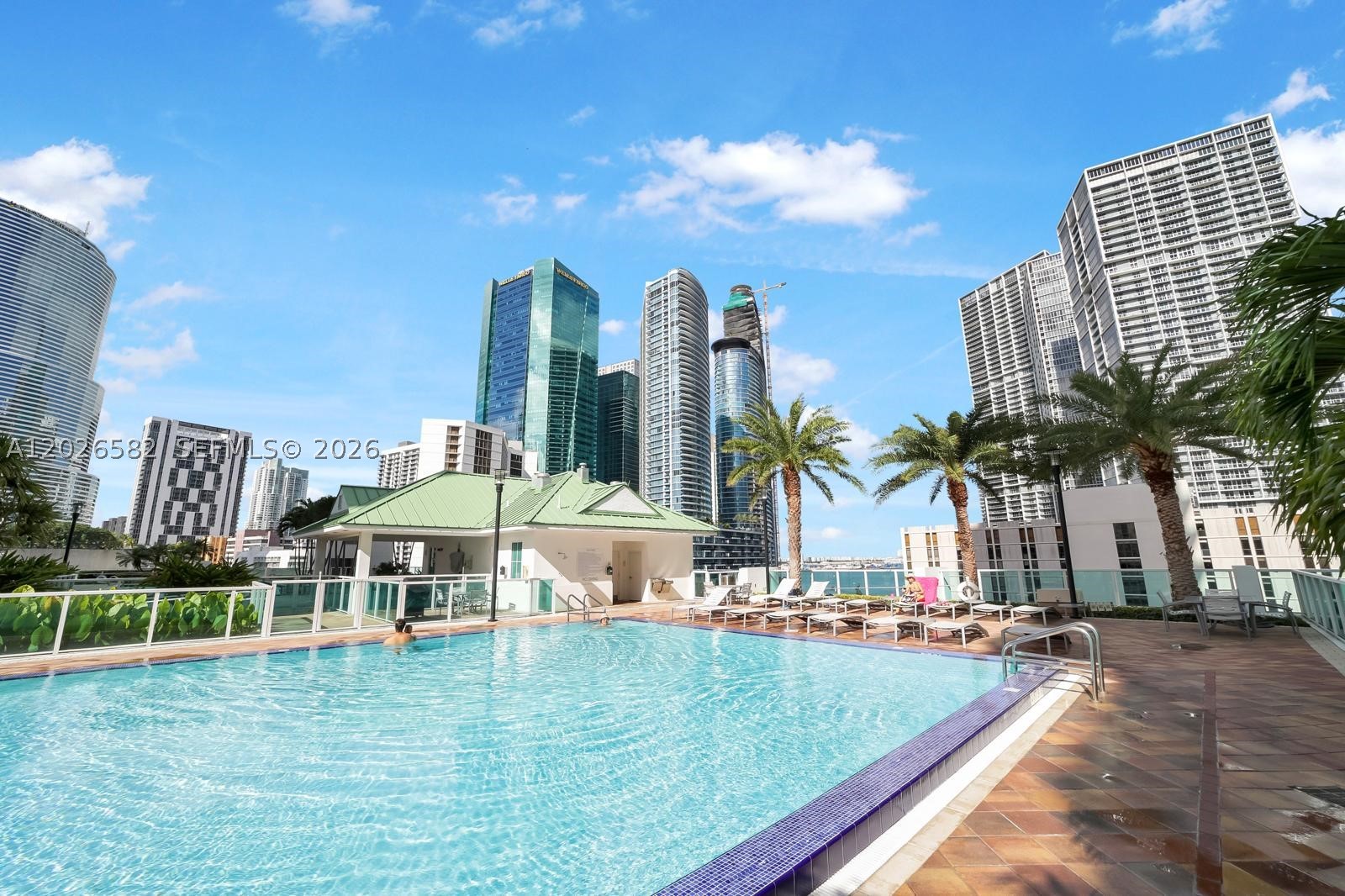 41 SE 5th St #1303, Miami FL 33131