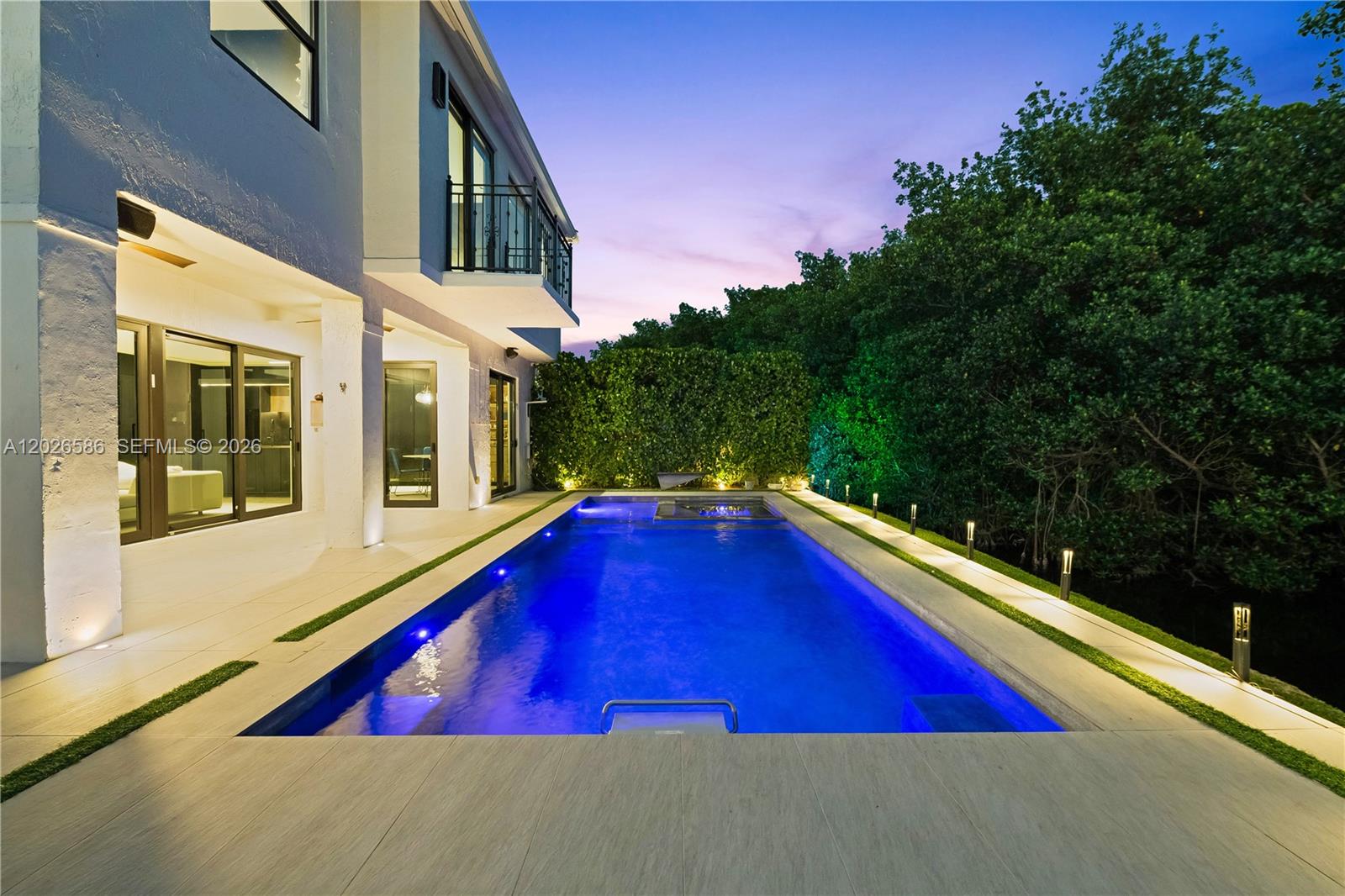 3294 NE 211th Ter, Aventura FL 33180