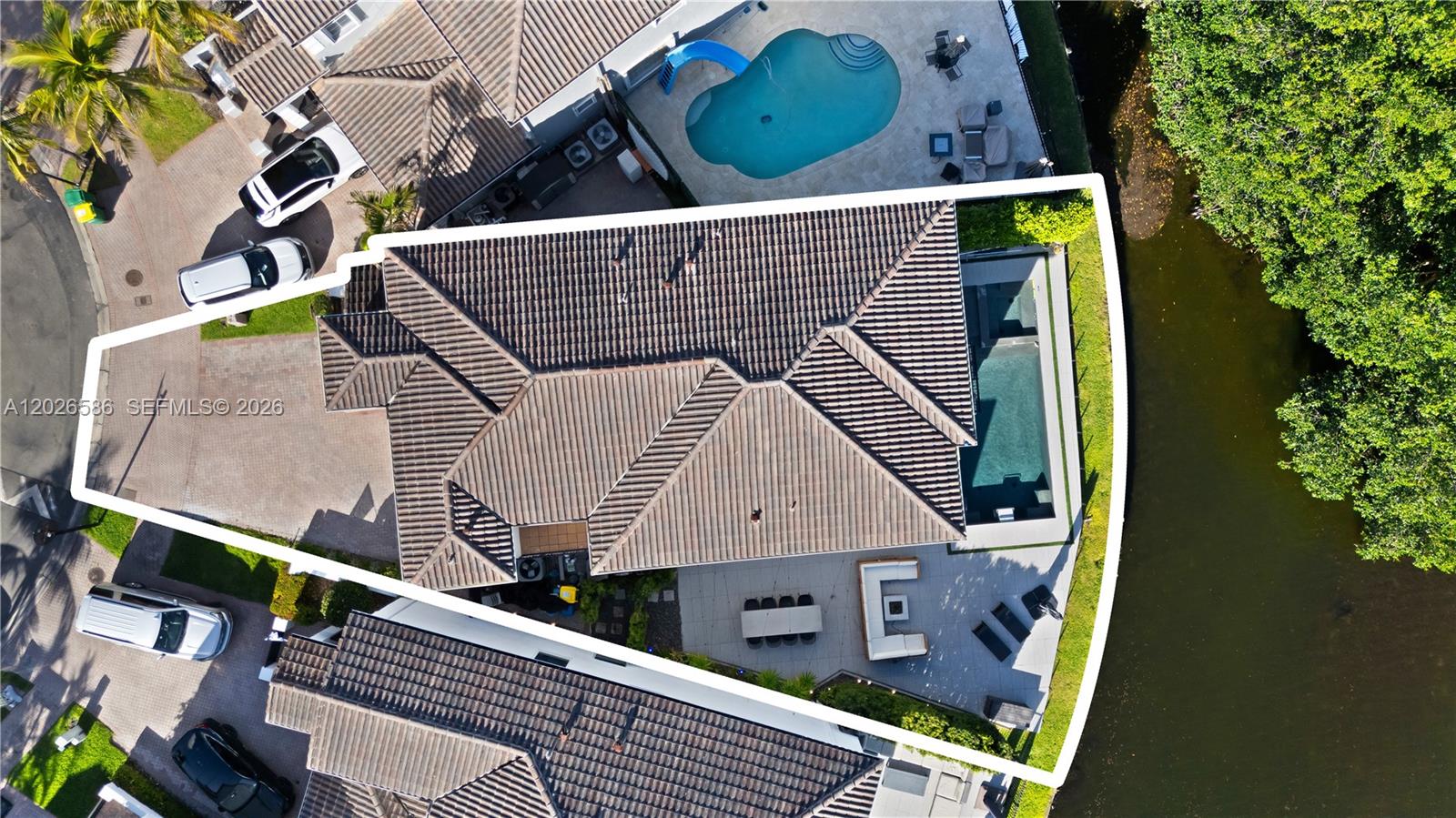 3294 NE 211th Ter, Aventura FL 33180
