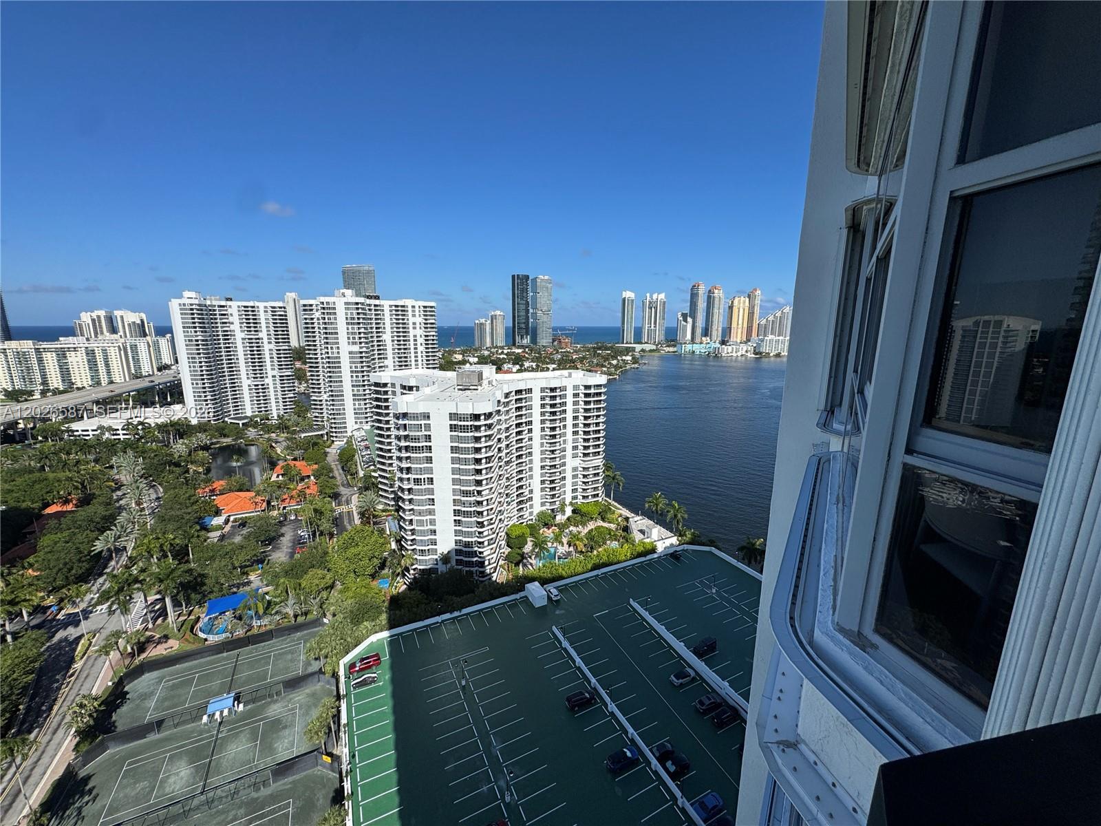 3530 Mystic Pointe Dr #2709, Aventura FL 33180