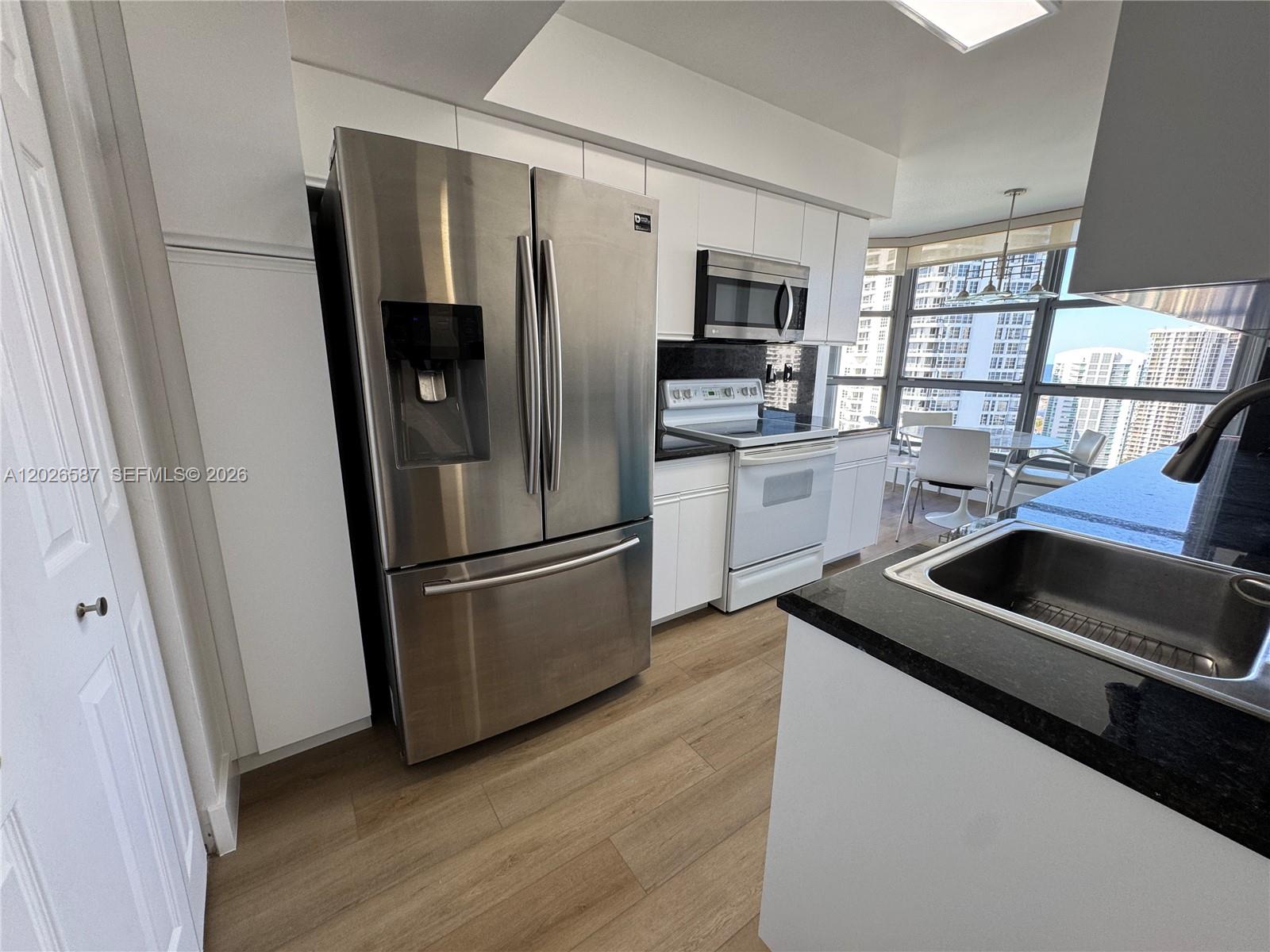 3530 Mystic Pointe Dr #2709, Aventura FL 33180