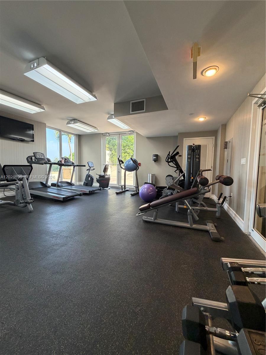 4100 Salzedo St #508, Coral Gables FL 33146