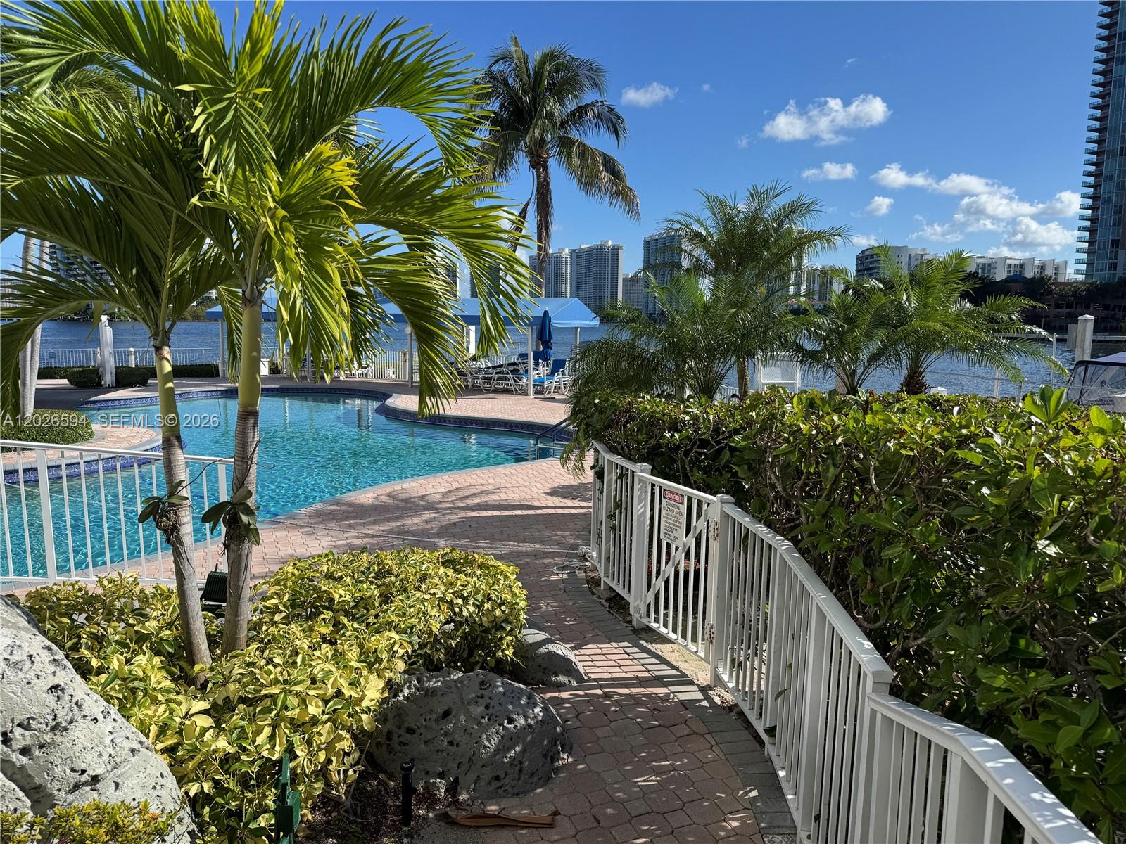 3530 Mystic Pointe Dr #2709, Aventura FL 33180