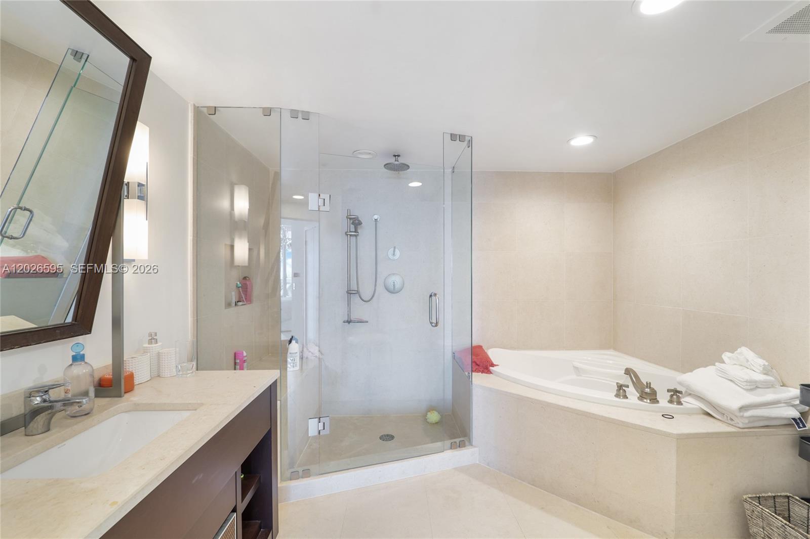 6899 Collins Ave #204, Miami Beach FL 33141