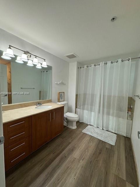 1300 Ponce De Leon Blvd #702, Coral Gables FL 33134