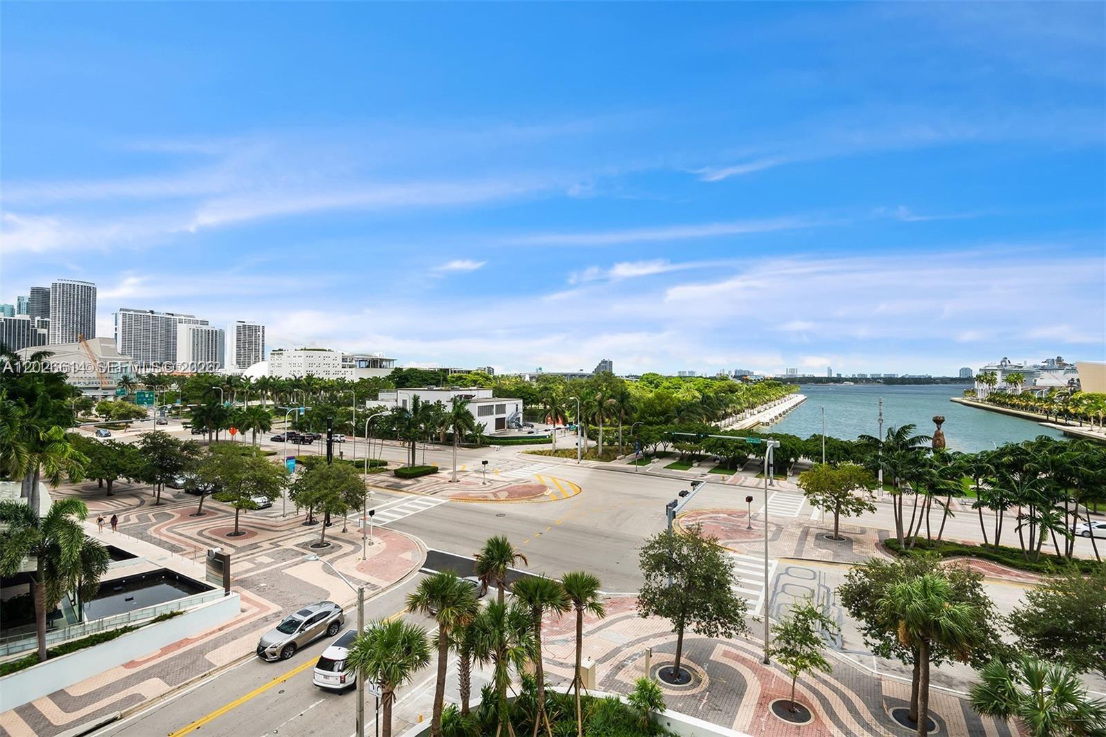 888 Biscayne Blvd #311, Miami FL 33132
