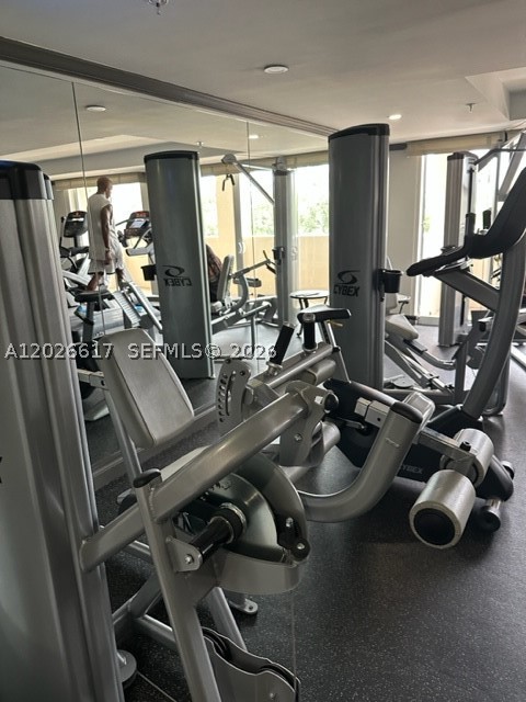 2011 N Ocean Blvd #605, Fort Lauderdale FL 33305
