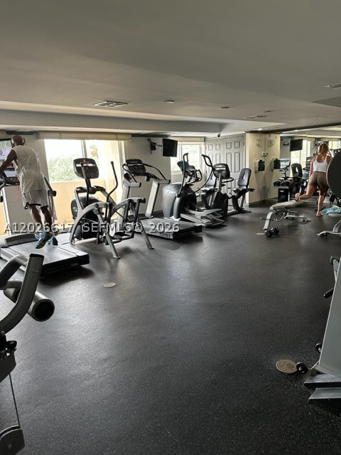 2011 N Ocean Blvd #605, Fort Lauderdale FL 33305
