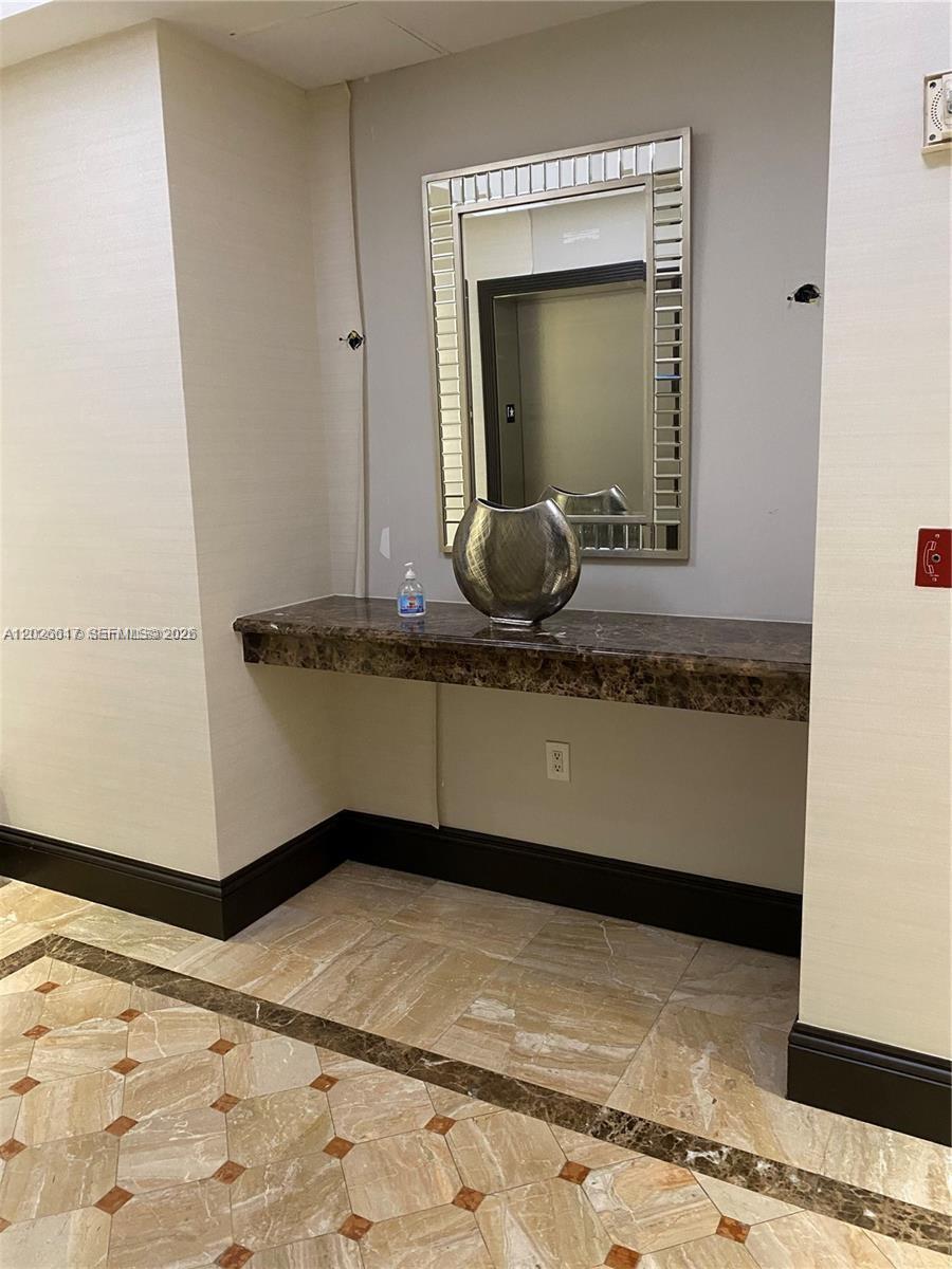 2011 N Ocean Blvd #605, Fort Lauderdale FL 33305