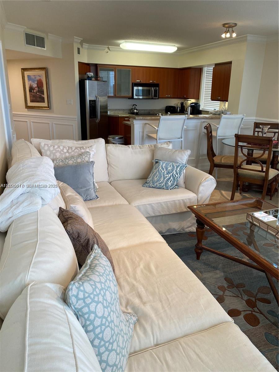 2011 N Ocean Blvd #605, Fort Lauderdale FL 33305