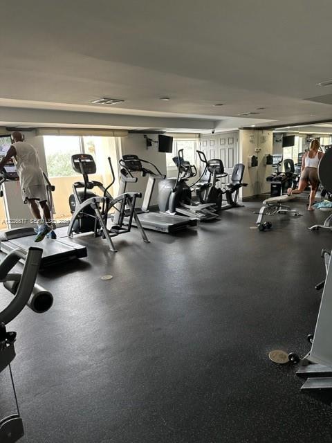 2011 N Ocean Blvd #605, Fort Lauderdale FL 33305
