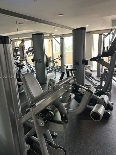 2011 N Ocean Blvd #605, Fort Lauderdale FL 33305