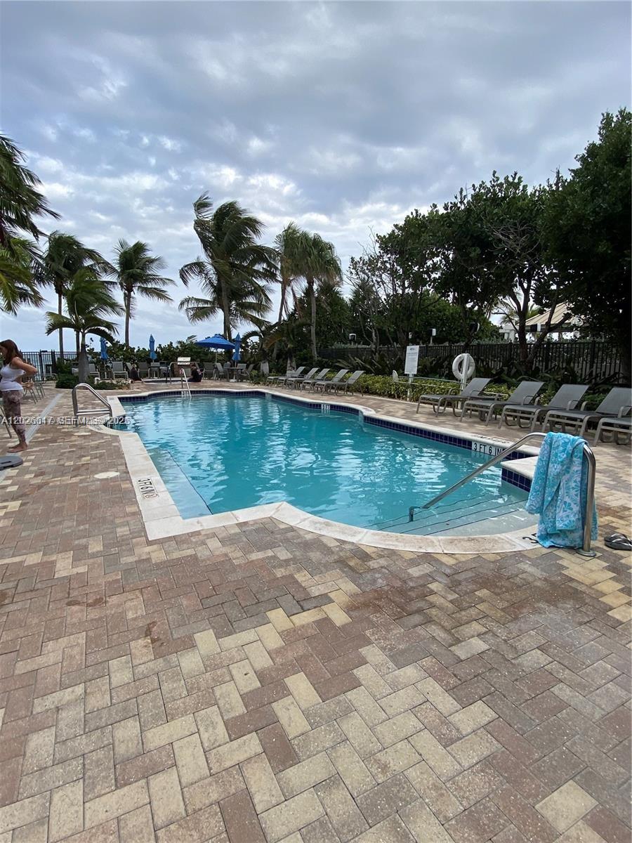 2011 N Ocean Blvd #605, Fort Lauderdale FL 33305