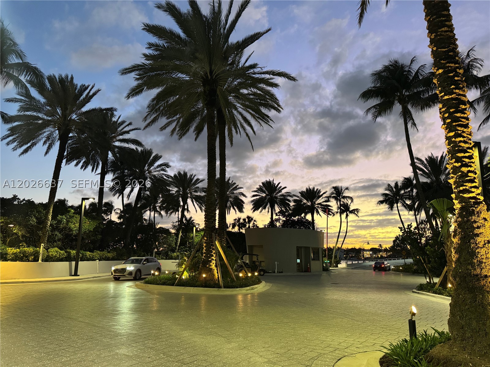 2 Grove Isle Dr #B1706, Miami FL 33133