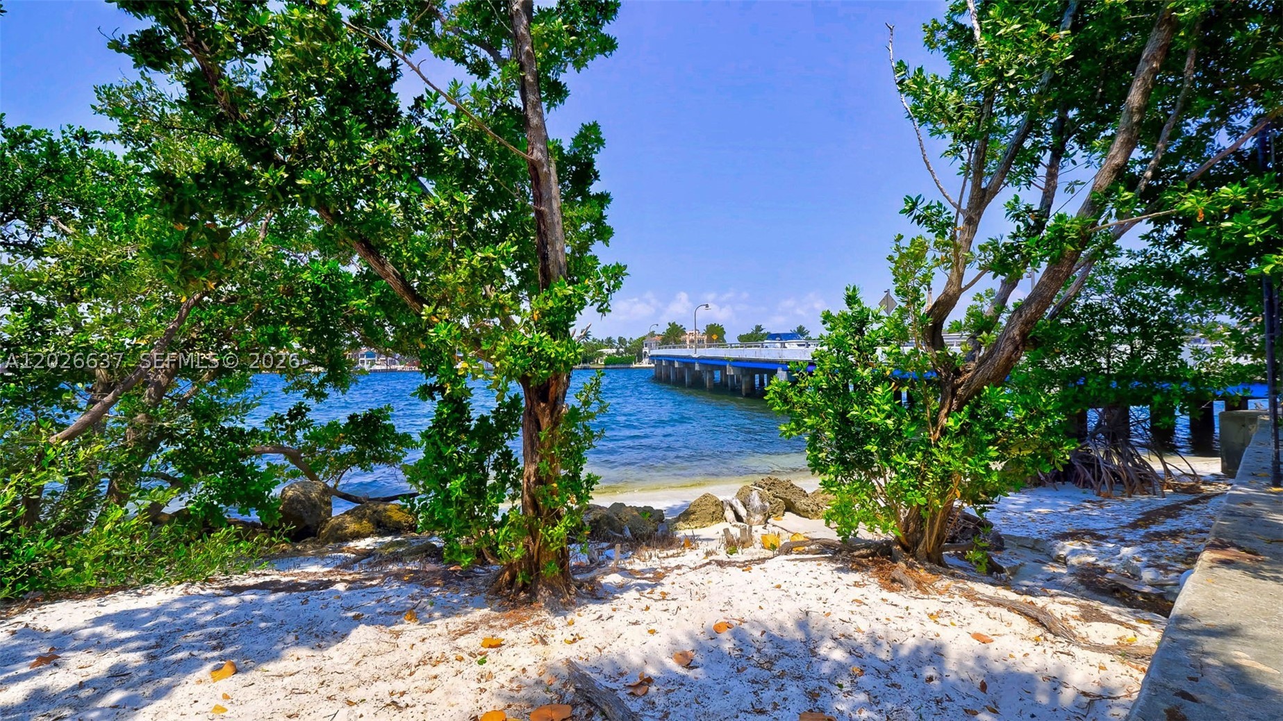 2 Grove Isle Dr #B1706, Miami FL 33133