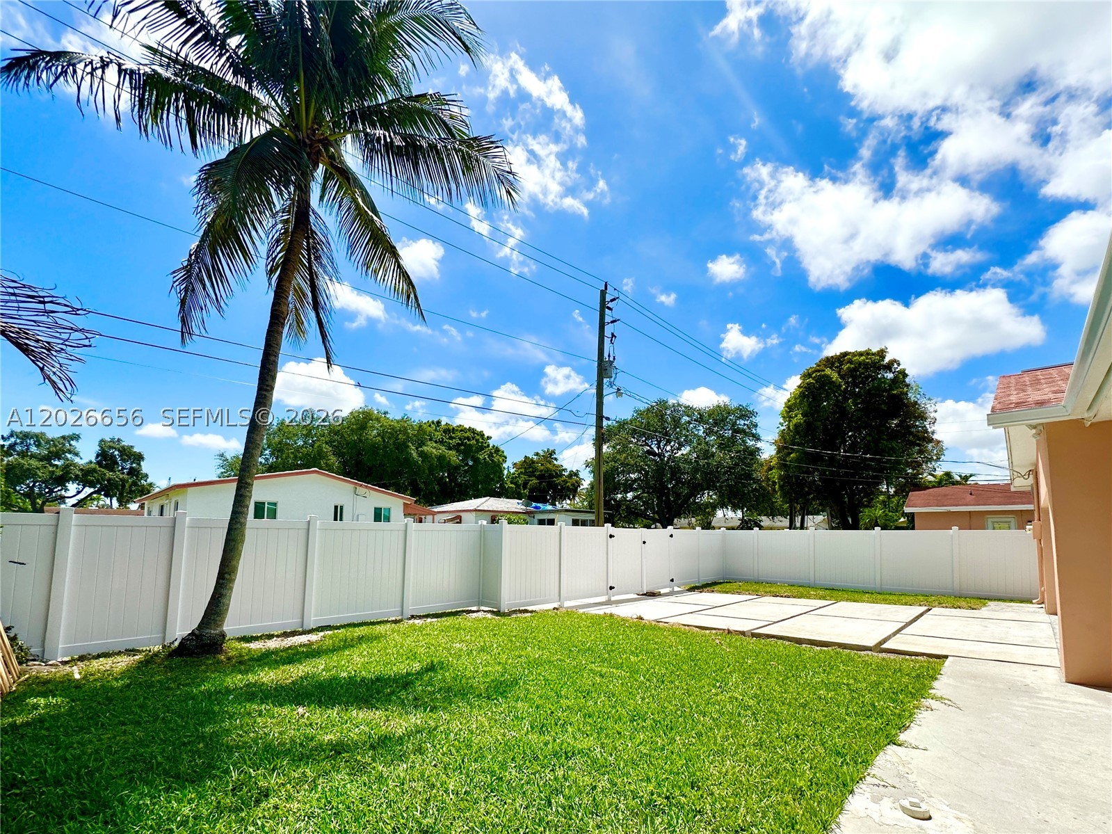 206 SE 3rd Pl, Dania Beach FL 33004