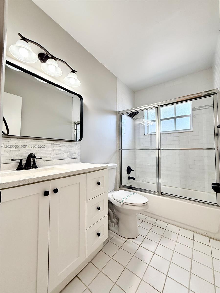 206 SE 3rd Pl, Dania Beach FL 33004