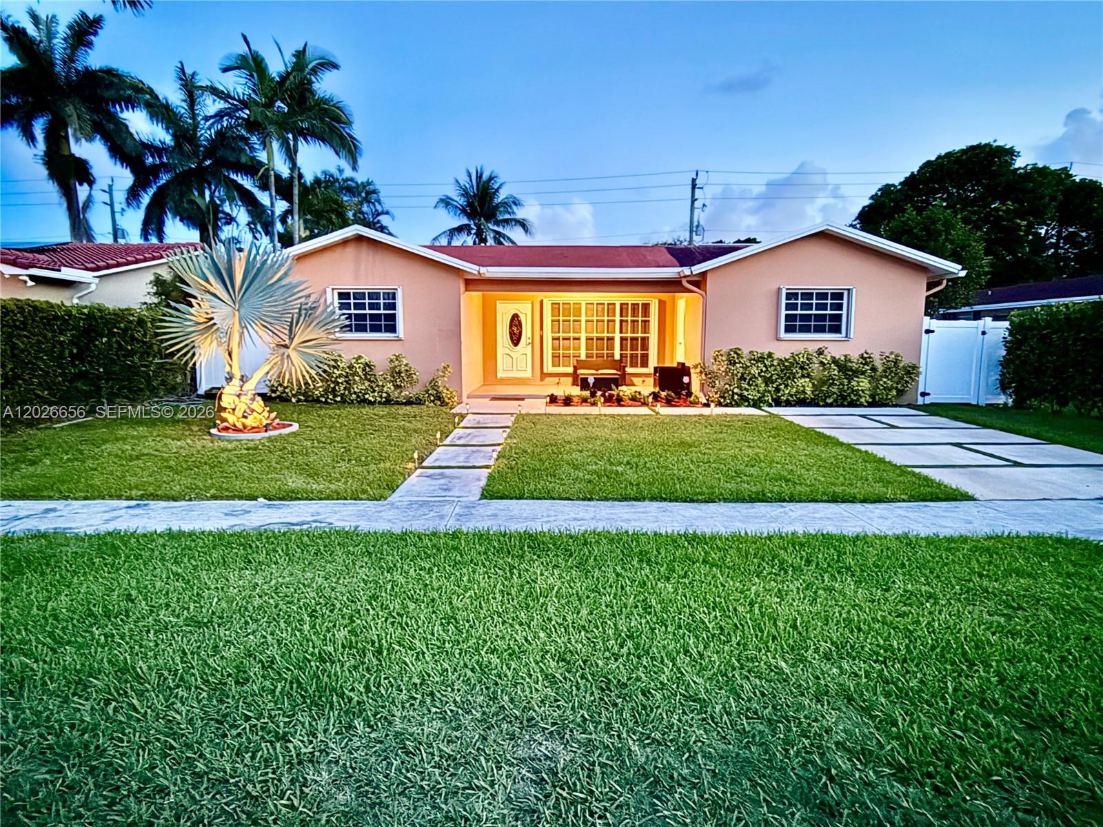 206 SE 3rd Pl, Dania Beach FL 33004