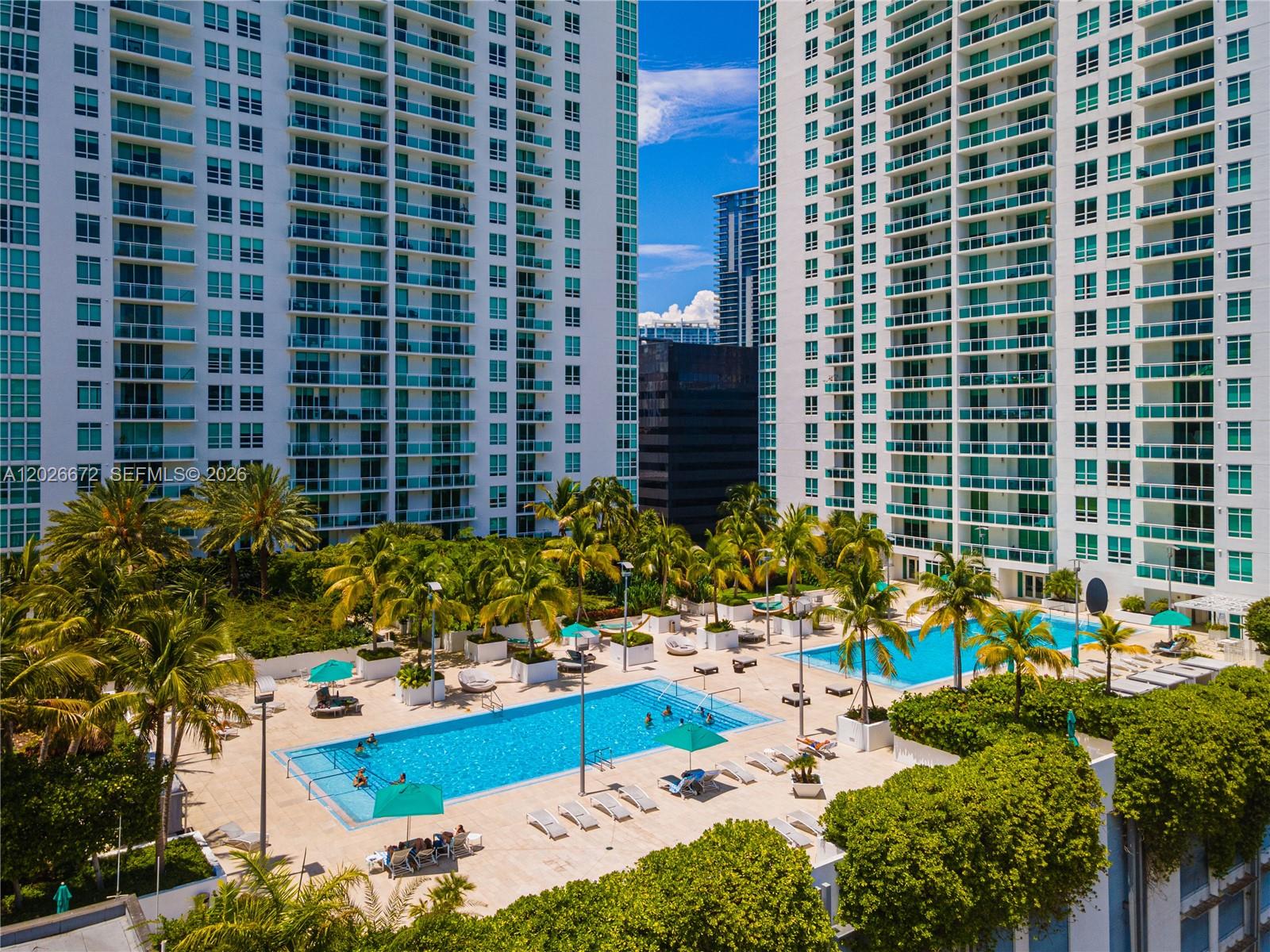 951 Brickell Ave #1801, Miami FL 33131