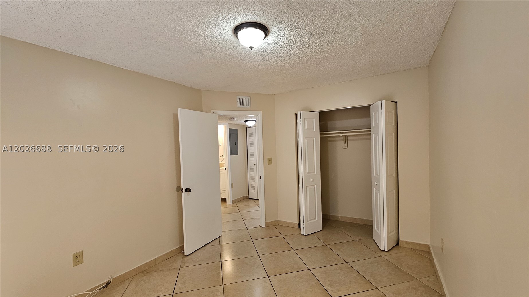 1235 NW 6th St #3, Miami FL 33125