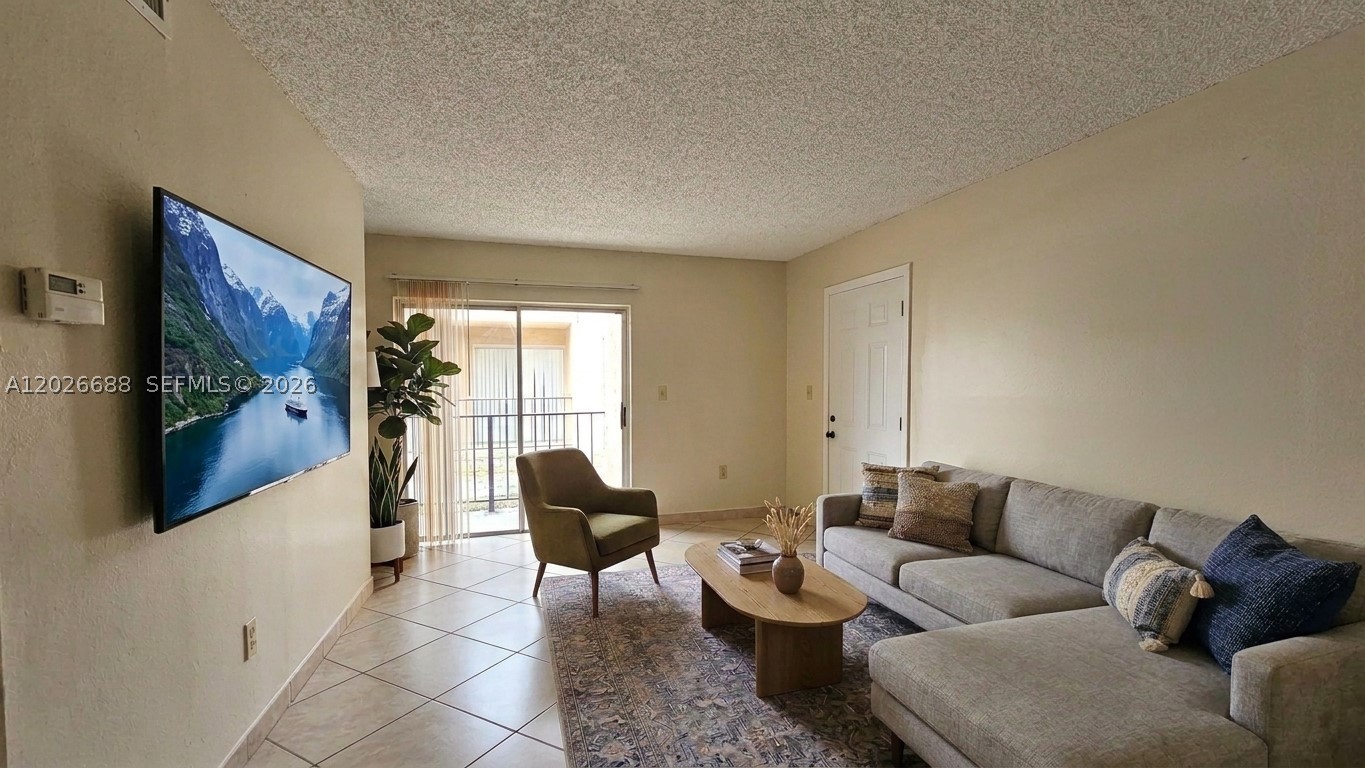 1235 NW 6th St #3, Miami FL 33125