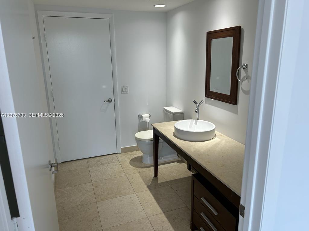495 Brickell Ave #3203, Miami FL 33131
