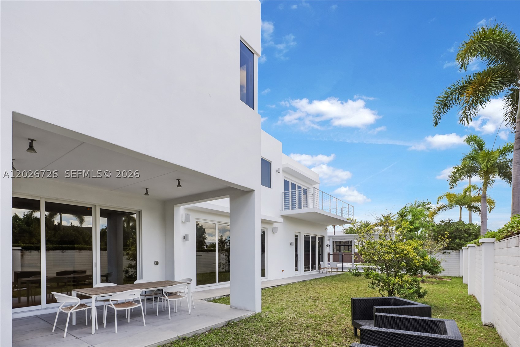 7441 NW 102nd Ct, Doral FL 33178