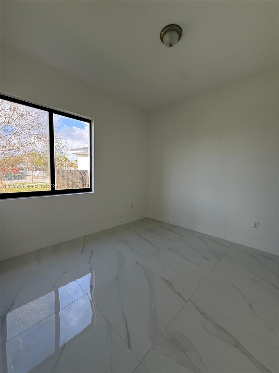 9630 SW 208th Ter, Cutler Bay FL 33189