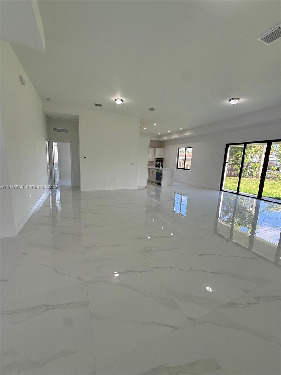 9630 SW 208th Ter, Cutler Bay FL 33189