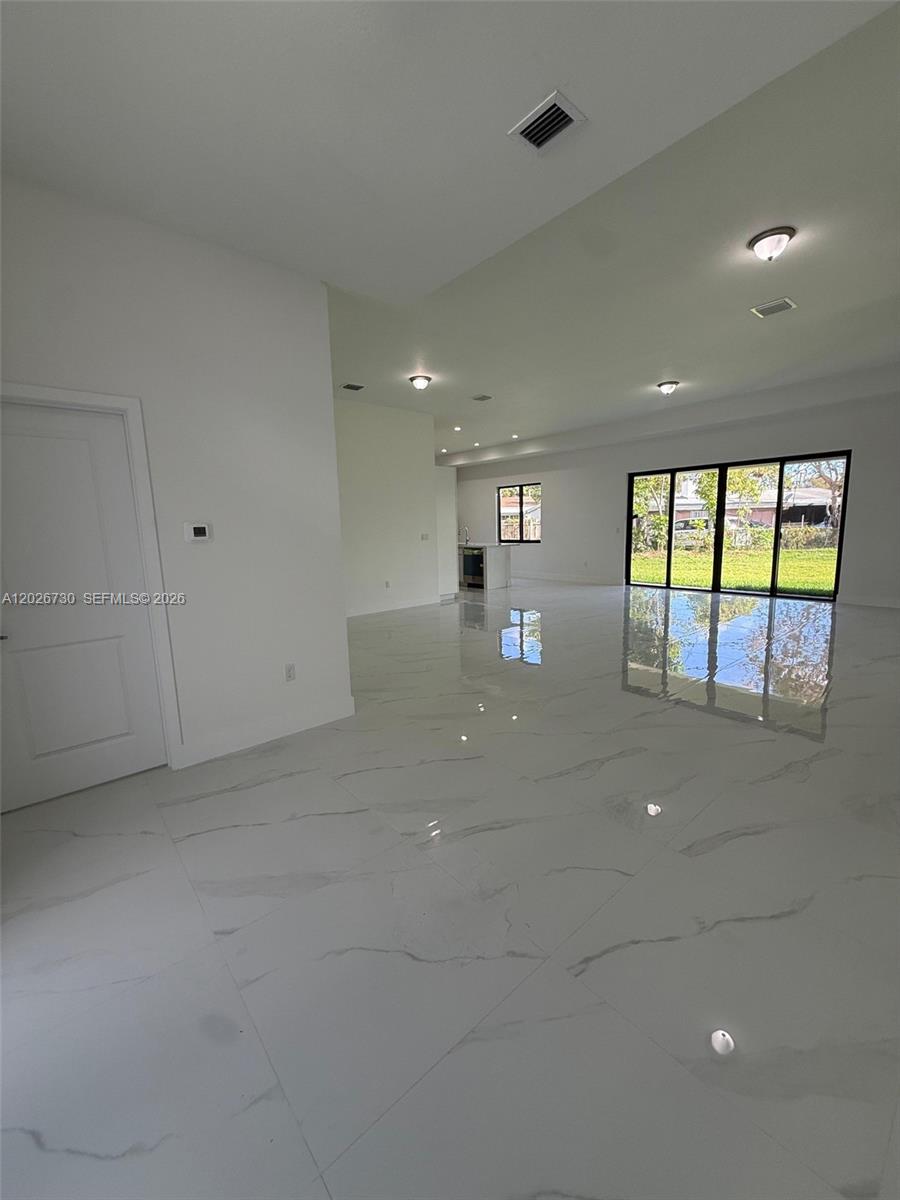 9630 SW 208th Ter, Cutler Bay FL 33189