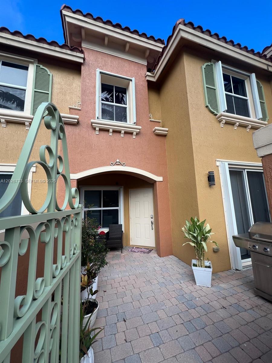 943 SW 143rd Ter #2109, Pembroke Pines FL 33027
