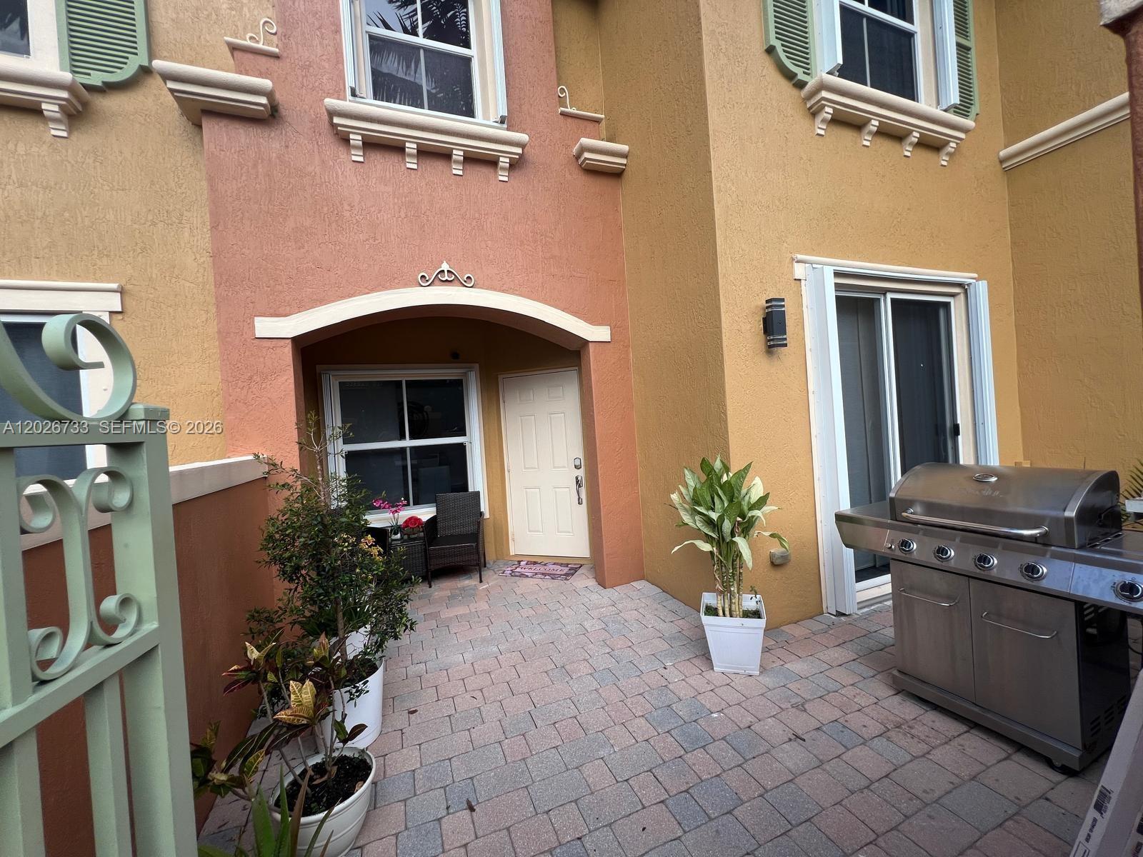 943 SW 143rd Ter #2109, Pembroke Pines FL 33027