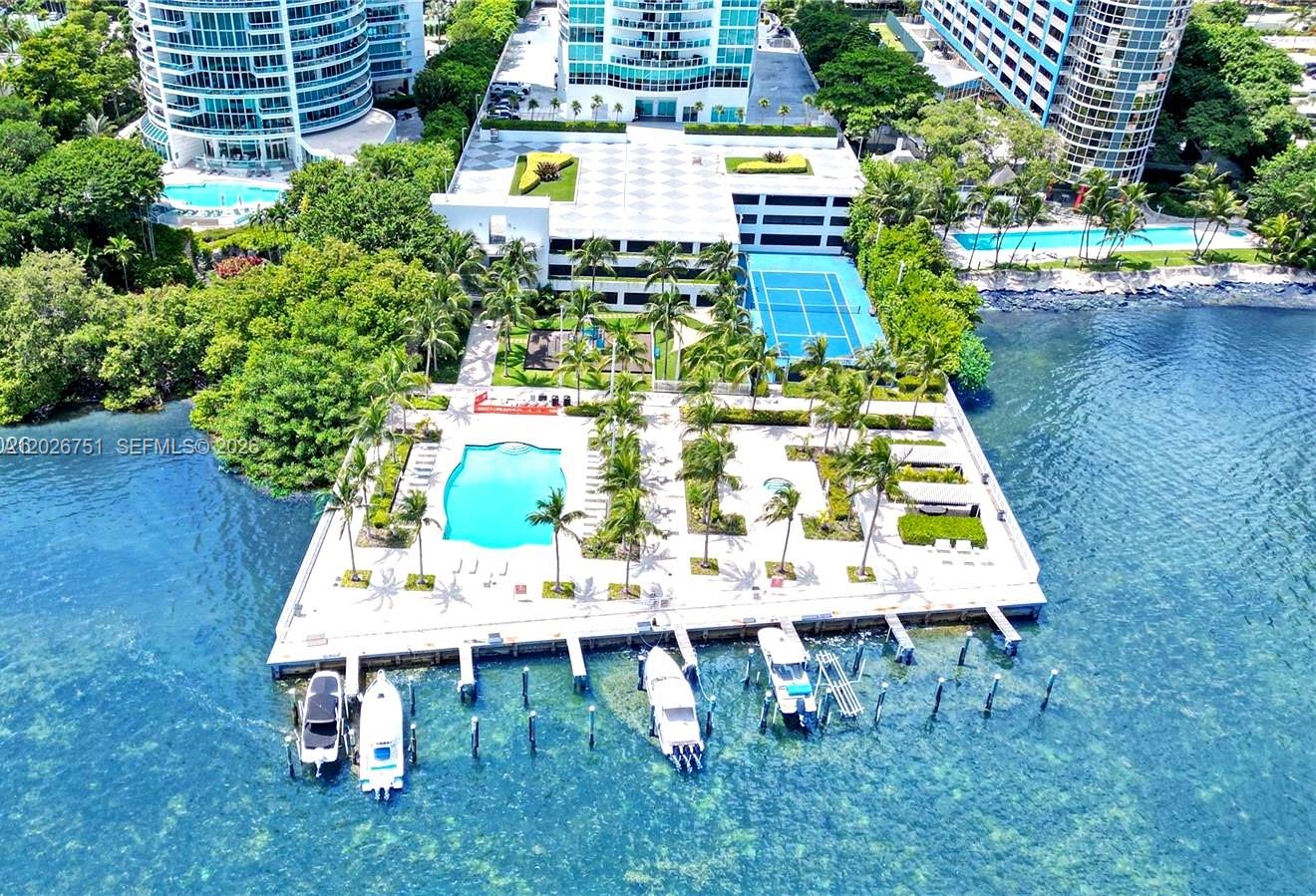 Miami FL 33129 - A12026751