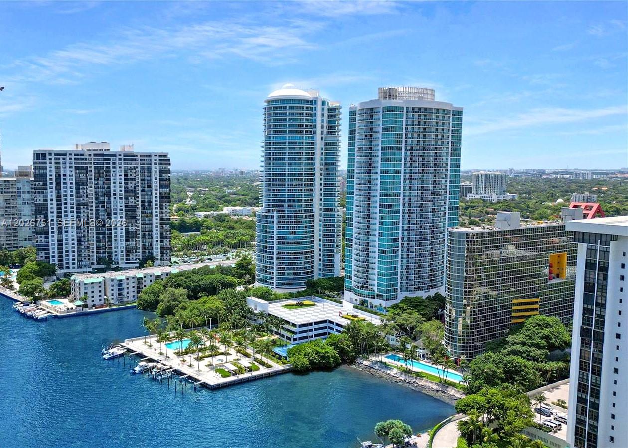 Miami FL 33129 - A12026751
