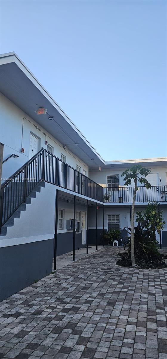 3615 Thomas Ave #13, Miami FL 33133