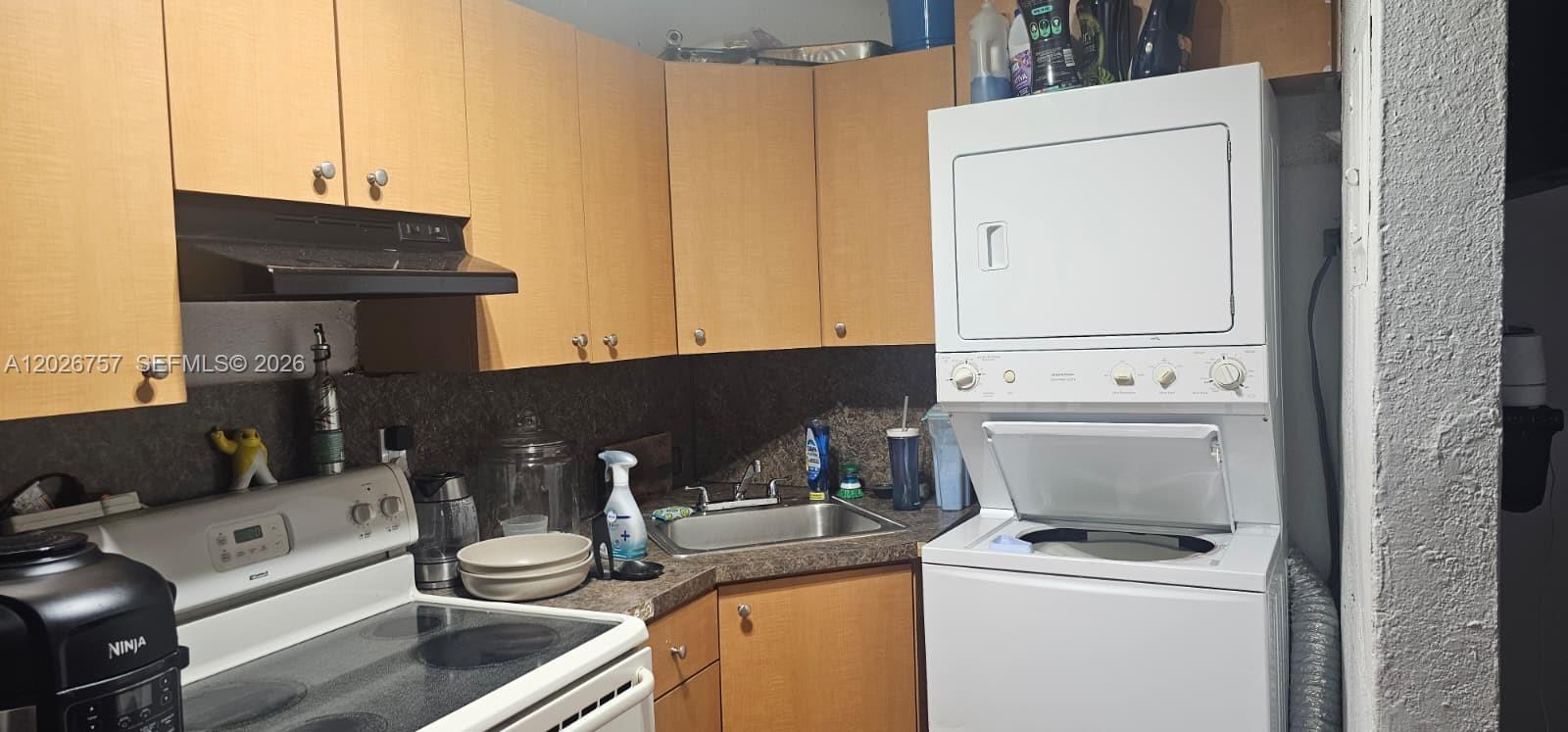 3615 Thomas Ave #13, Miami FL 33133