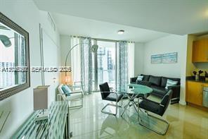 300 S Biscayne Blvd #T-2609, Miami FL 33131