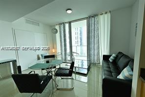 300 S Biscayne Blvd #T-2609, Miami FL 33131