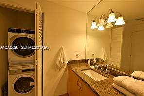 300 S Biscayne Blvd #T-2609, Miami FL 33131