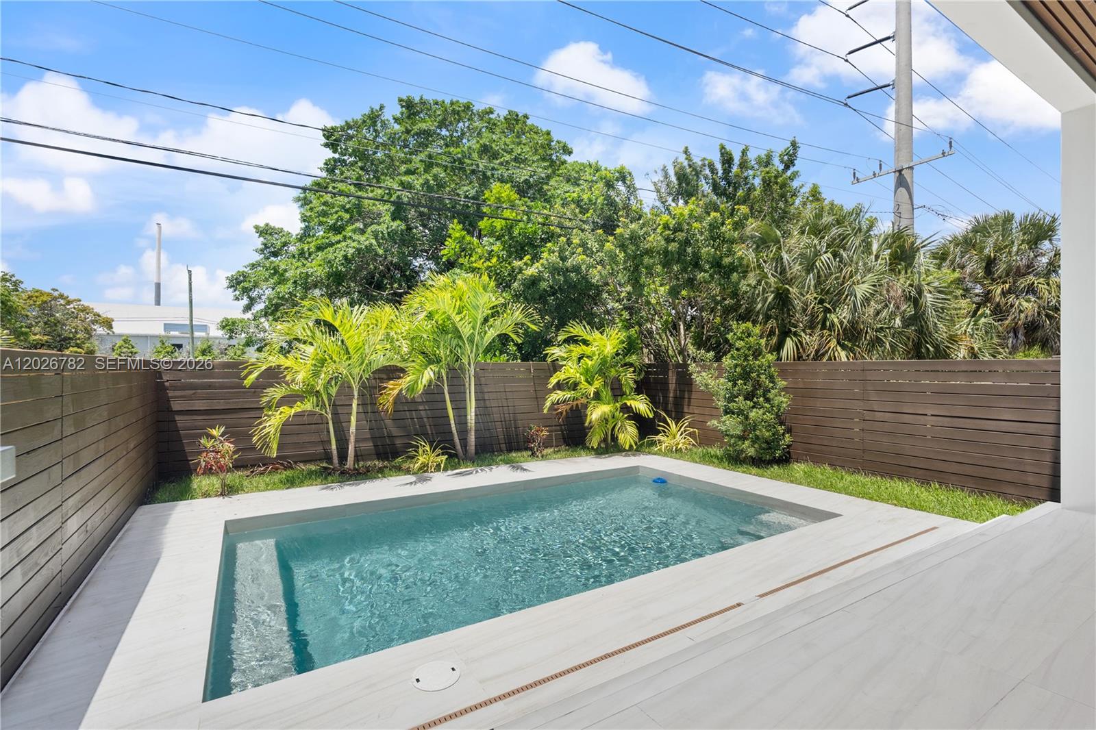 1319 NE 13th Ave, Fort Lauderdale FL 33304