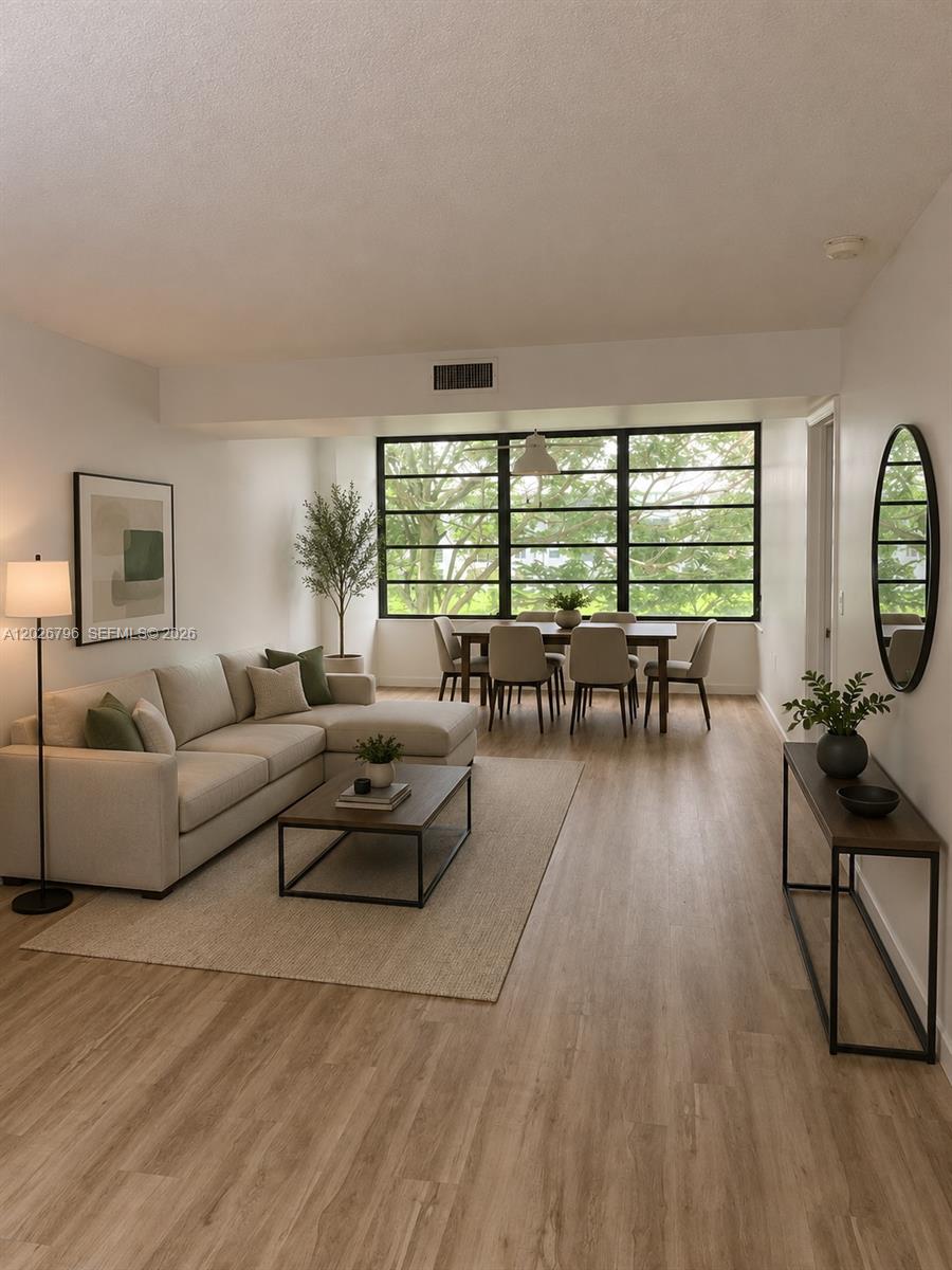 1705 Whitehall Dr #304, Davie FL 33324