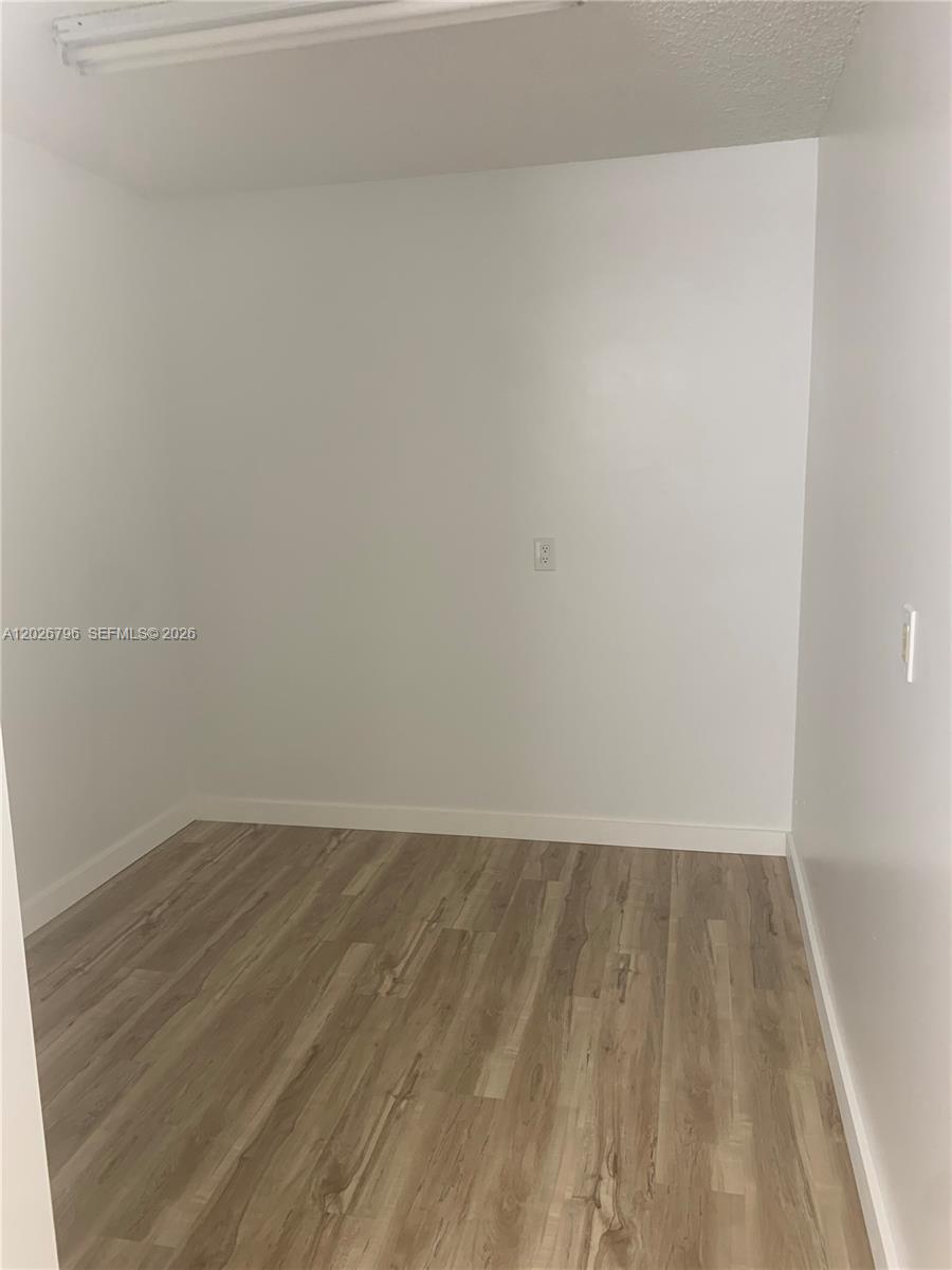 1705 Whitehall Dr #304, Davie FL 33324
