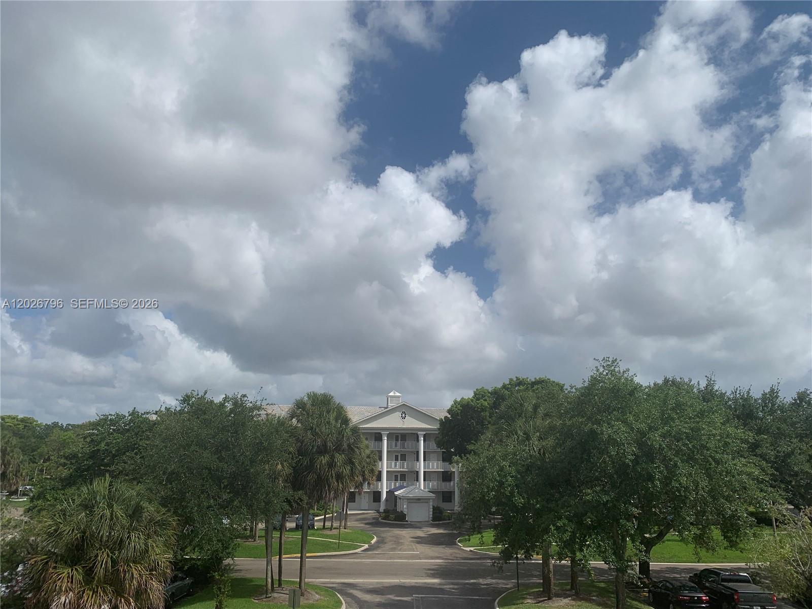1705 Whitehall Dr #304, Davie FL 33324