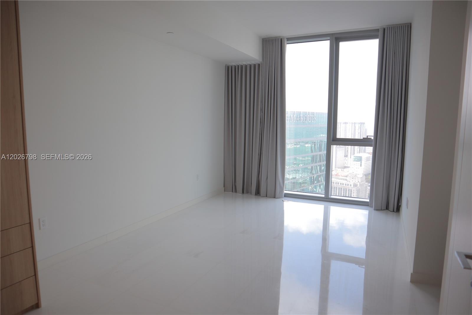 300 Biscayne Blvd Way #4609, Miami FL 33131