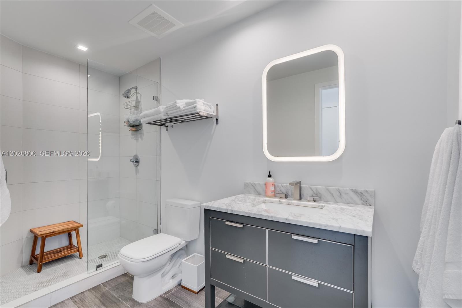 2900 NE 7th Ave #3702, Miami FL 33137