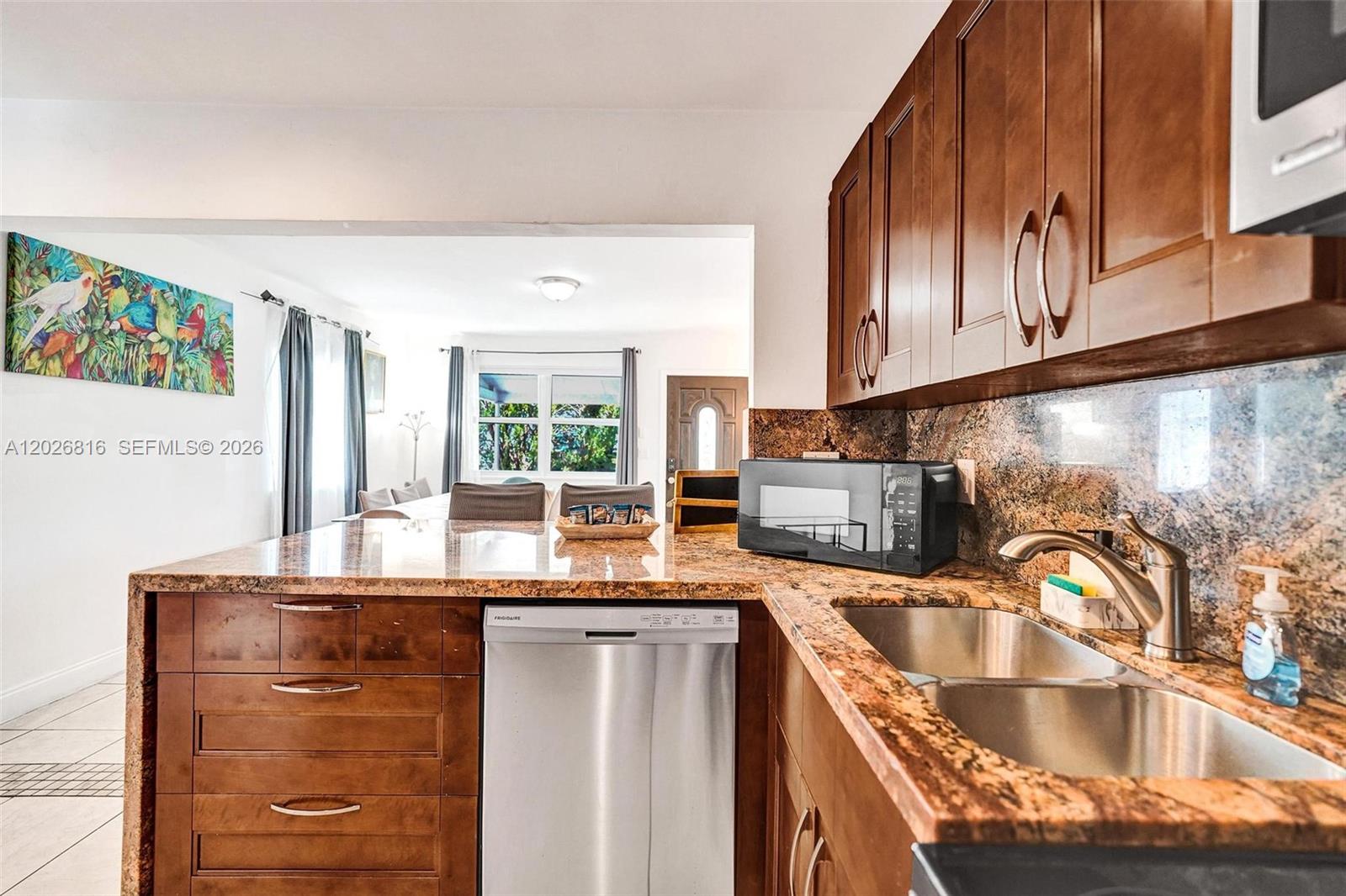 712 SW 7th terr, Hallandale Beach FL 33009